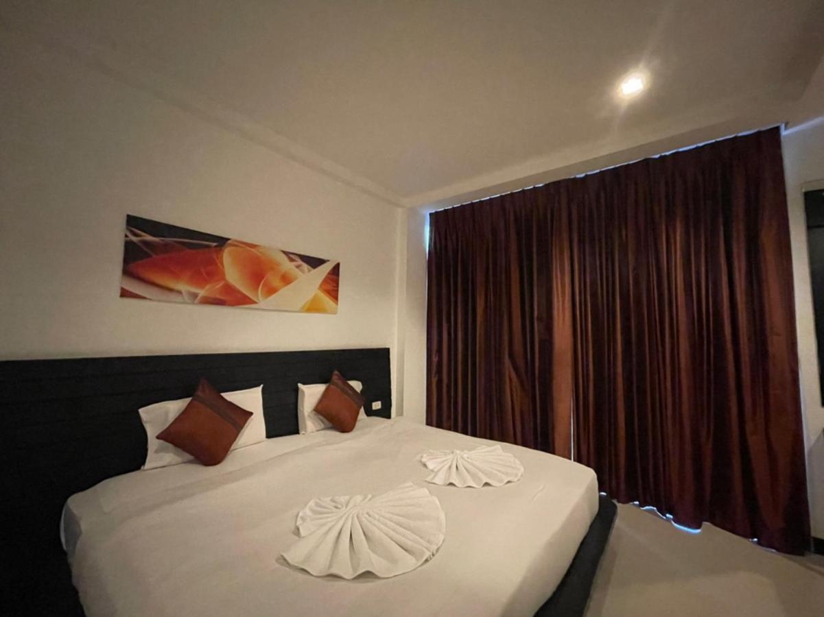 Lae Lay Suites Hotel Karon Luaran gambar