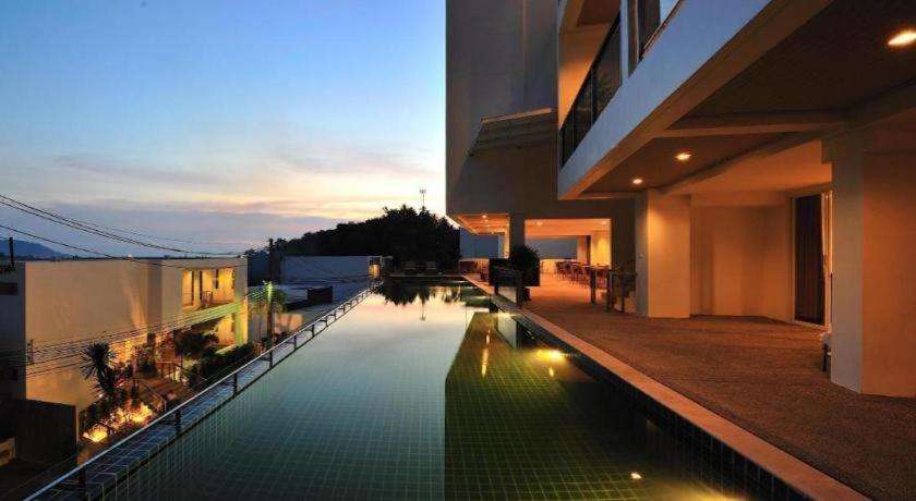 Lae Lay Suites Hotel Karon Luaran gambar