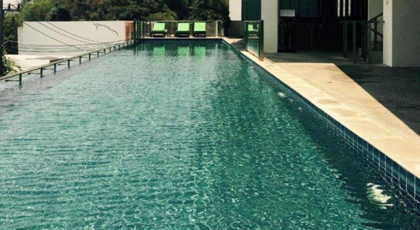 Lae Lay Suites Hotel Karon Luaran gambar
